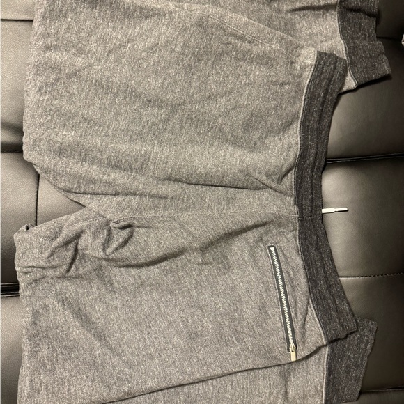 Nike Gray Sweatpants with Logo - Picture 5 of 5